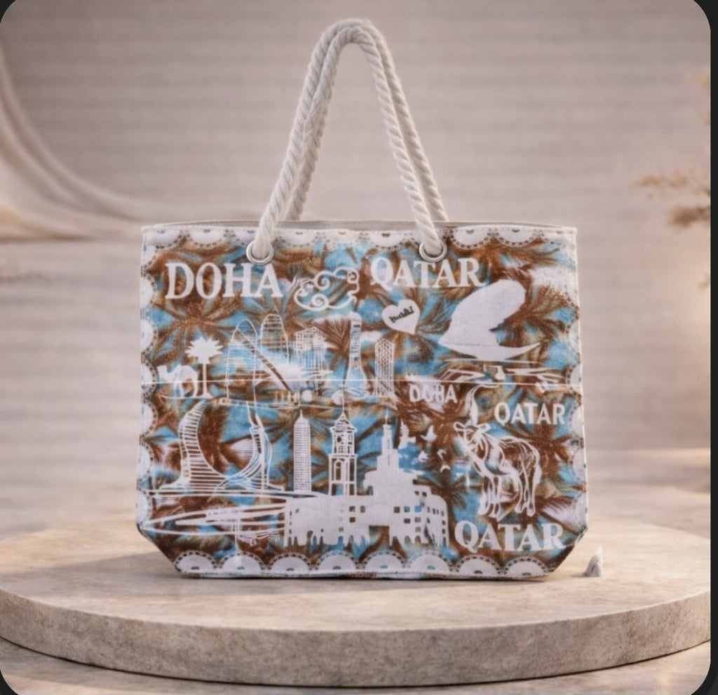 Qatar Heritage Skyline Tote – Classic Edition